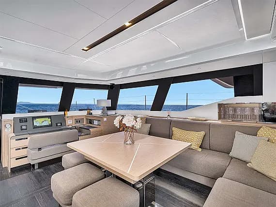 Alegria 67 in Cannes / IGY Vieux-Port de Cannes - Photo 2