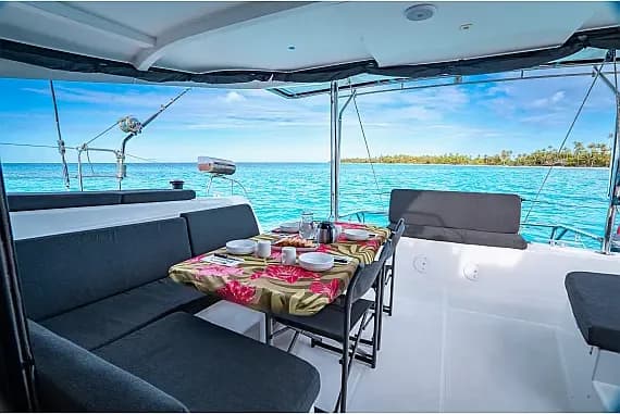 Lagoon 42 in Papeete, Tahiti / Papeete - Photo 2