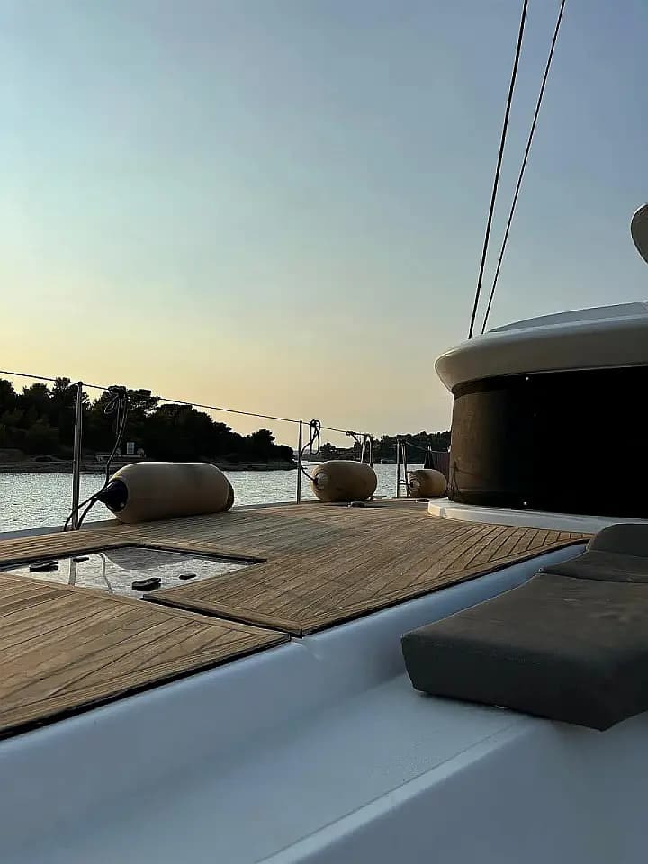 Lagoon 50 in Piraeus / D-Marin Zea Marina - Photo 5