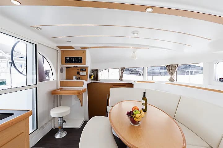 Lagoon 380 S2 in Preveza Main Port - Photo 4