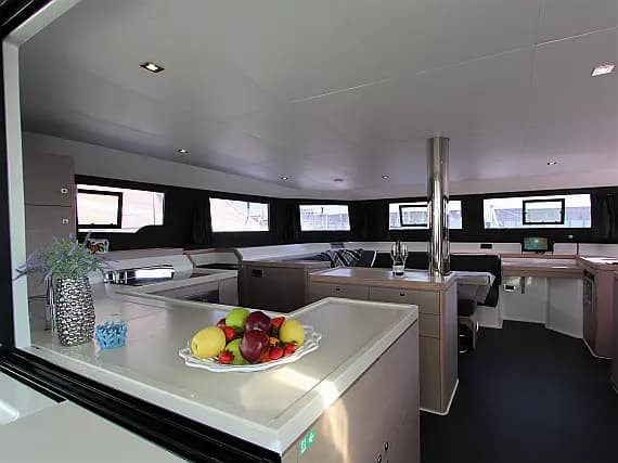 Dufour Catamaran 48 in Sardinia / Olbia / Marina Golfo Cugnana - Photo 2