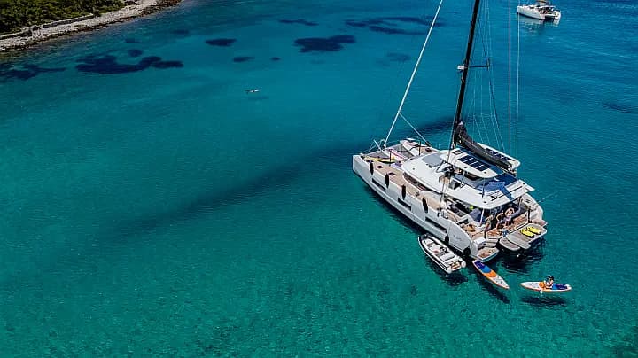 Lagoon 55 in Kaštel Gomilica / Marina Kaštela - Photo 5