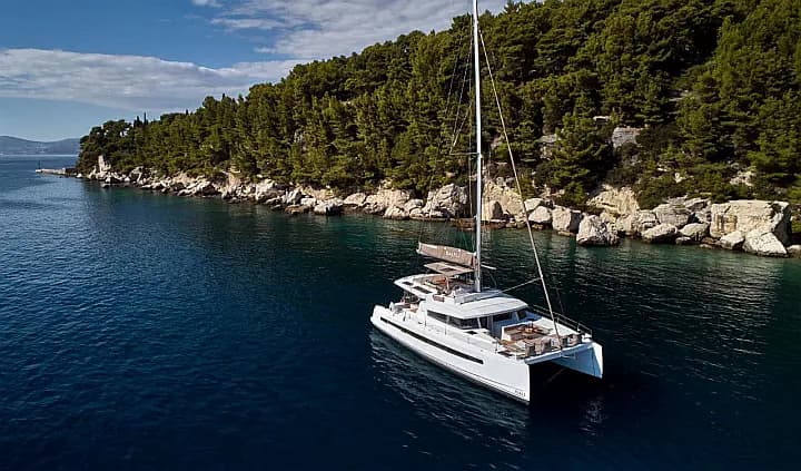 Bali 4.6 in Sardinia / Golfo Aranci / Mare Fun Charter & Marina - Photo 4