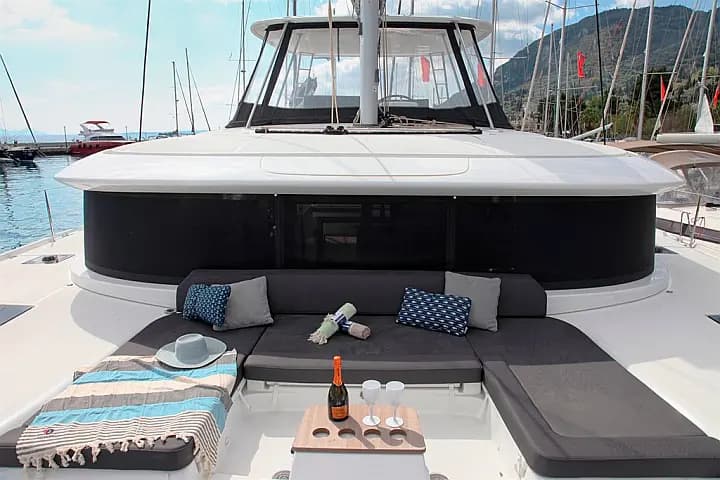 Lagoon 46 in Corfu / Mpenitses / Marina Benitses - Photo 3
