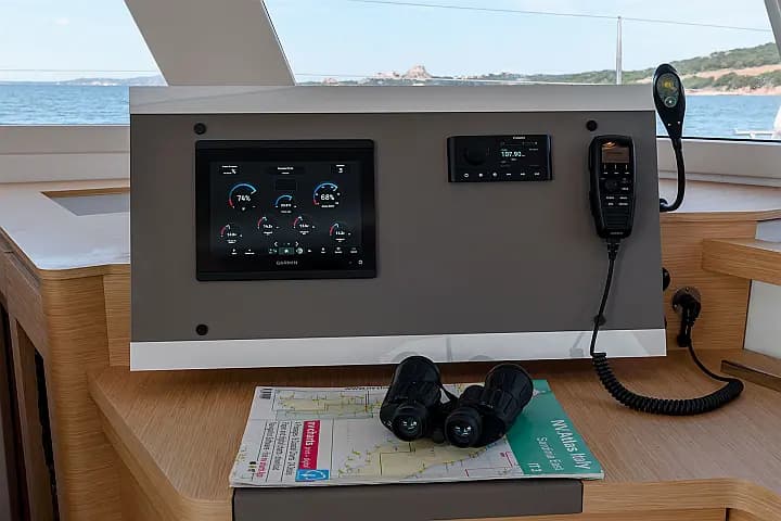 Astréa 42 in Sardinia / Cannigione - Photo 3