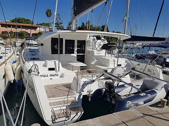 Lagoon 40 in Sicily / Furnari / Marina Portorosa - Photo 1