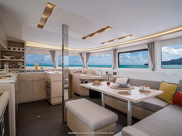 Lagoon 46 in Trogir / SCT Marina Trogir - Photo 4