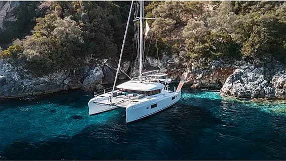 Lagoon 42 in Lefkada / Port of Lefkas - Photo 1