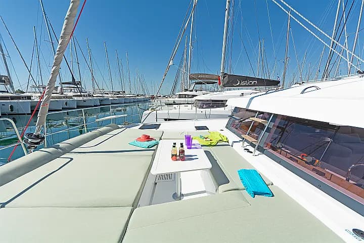 Bali Catsmart in Volos / Port of Volos - Photo 3