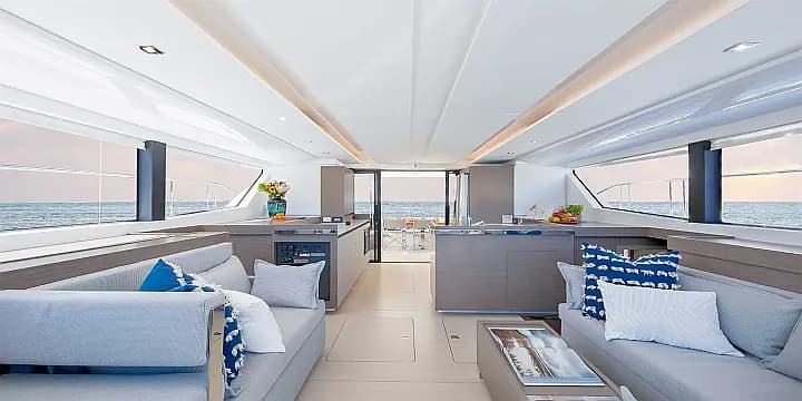 Leopard 46PC in Saint Martin / Marigot / Marina Fort Louis - Photo 5