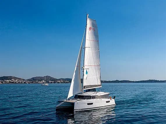 Astréa 42 in Lavrion / Olympic Marina - Photo 1