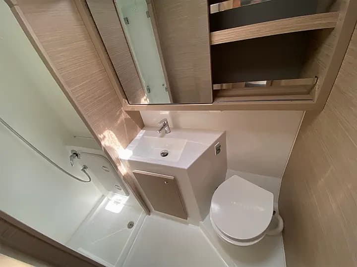 Lagoon 42 in Sicily / Furnari / Marina Portorosa - Photo 4