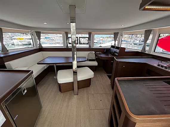 Lagoon 42 in Ibiza / Marina Port Ibiza - Photo 3