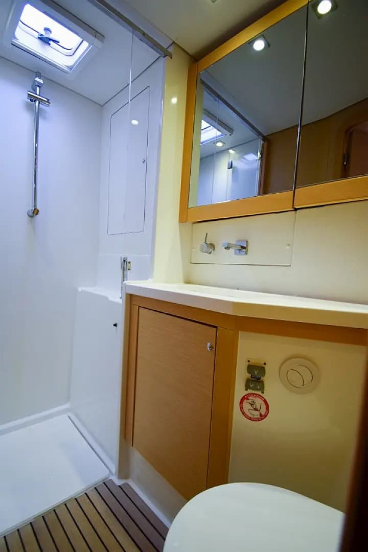 Lagoon 450 in Marmaris Yacht Marina - Photo 5