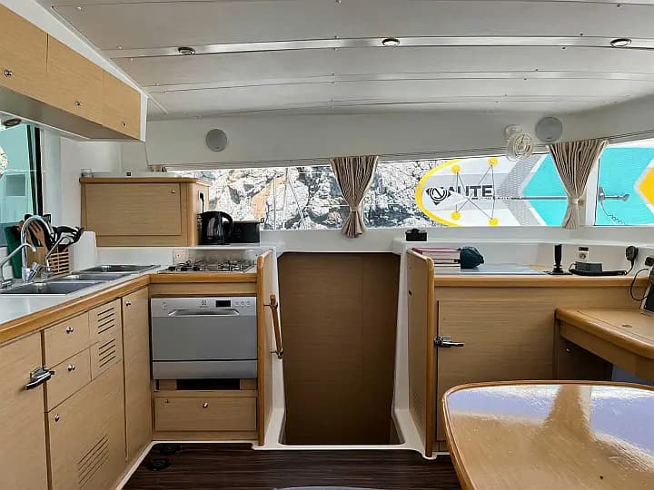 Lagoon 420 in Bodrum / Gumbet Limani - Photo 4