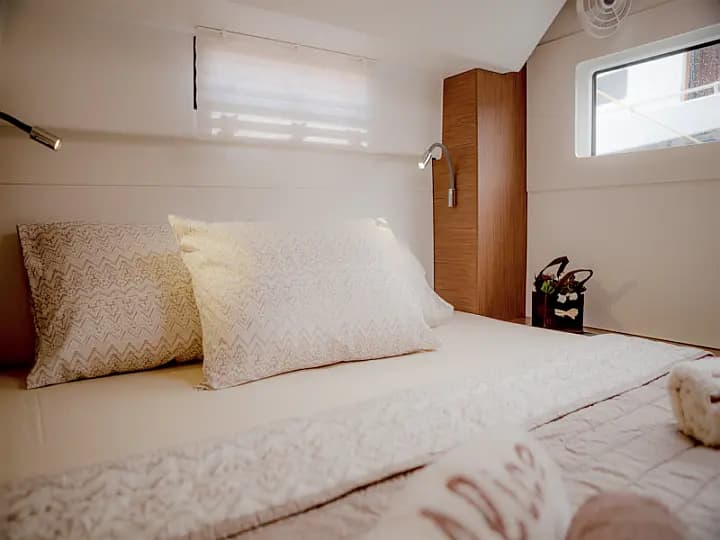 Lagoon 46 in Athens / Alimos Marina - Photo 4
