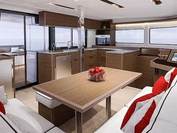 Lagoon 46 in Rome / Marina di Nettuno - Photo 2