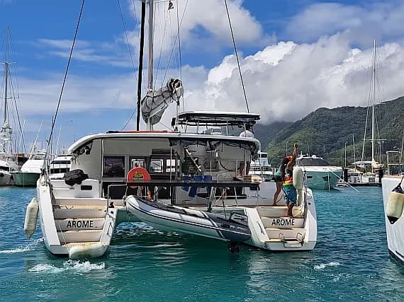 Lagoon 450 Sport in Eden Island / Mahe, Victoria / Eden Island Marina - image 1