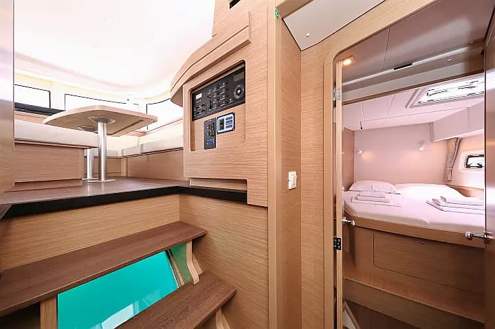 Lagoon 42 in Sukošan / D-Marin Dalmacija Marina - Photo 5