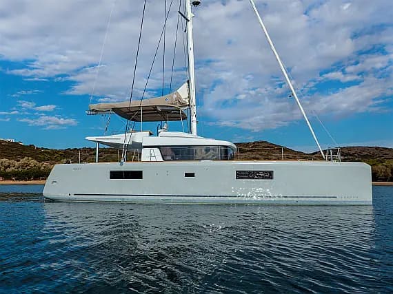 Lagoon 52F in Lavrion / Olympic Marina - Photo 1