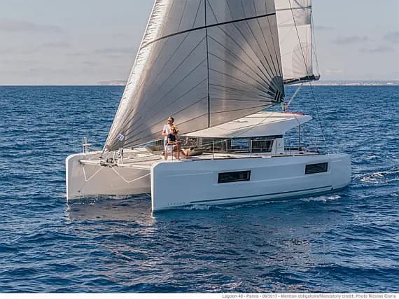 Lagoon 40 in Nea Peramos - Attica / Nea Peramos - Photo 1