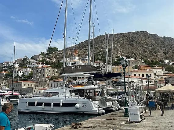 Bali 4.6 in Athens / Alimos Marina - image 1