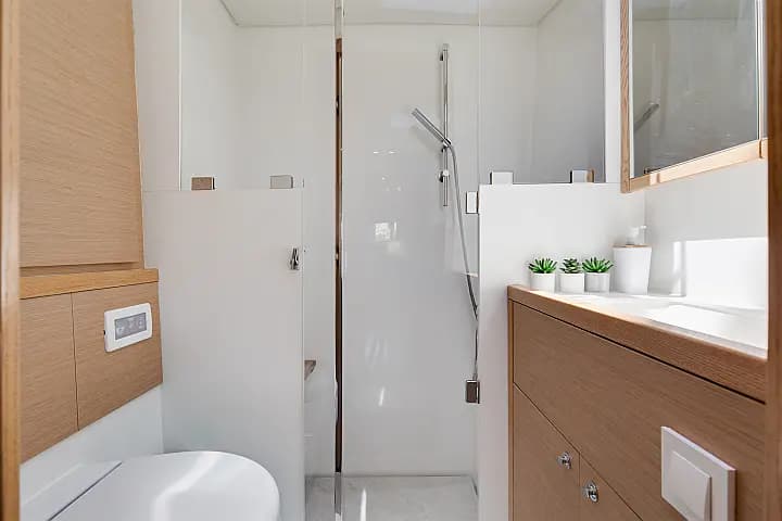 Lagoon 560 in Marina Agana - Photo 5