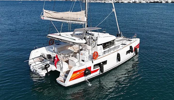 Lagoon 40 in Fethiye / Yacht Club Mai - Photo 4