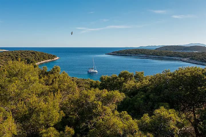 Lagoon 51 in Kaštel Gomilica / Marina Kaštela - Photo 5