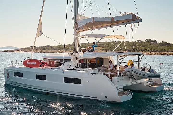 Lagoon 46 in Trogir / SCT Marina Trogir - Photo 3