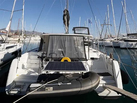 Lagoon 40 in Athens / Alimos Marina - Photo 1