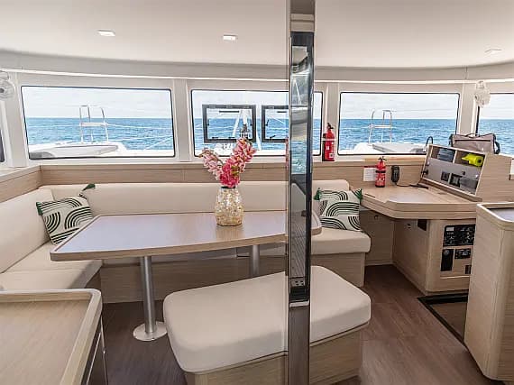 Lagoon 42 in Eden Island / Mahe, Victoria / Eden Island Marina - Photo 2