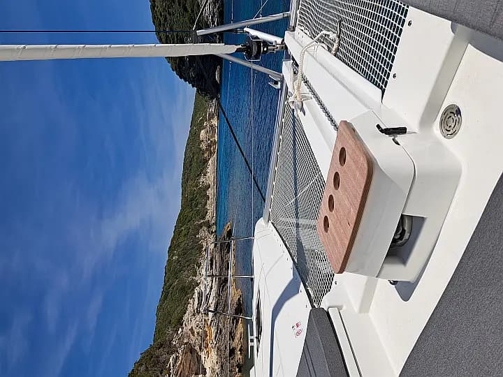 Lagoon 46 in Eden Island / Mahe, Victoria / Eden Island Marina - Photo 4