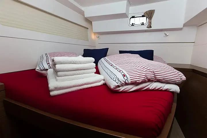 Lagoon 40 in Lavrion / Olympic Marina - Photo 4