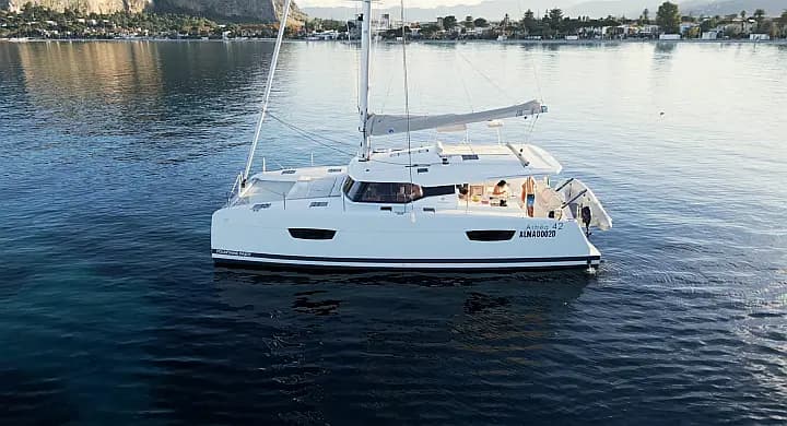 Astréa 42 in Sicily / Palermo / La Cala (Porto Palermo) - Photo 4