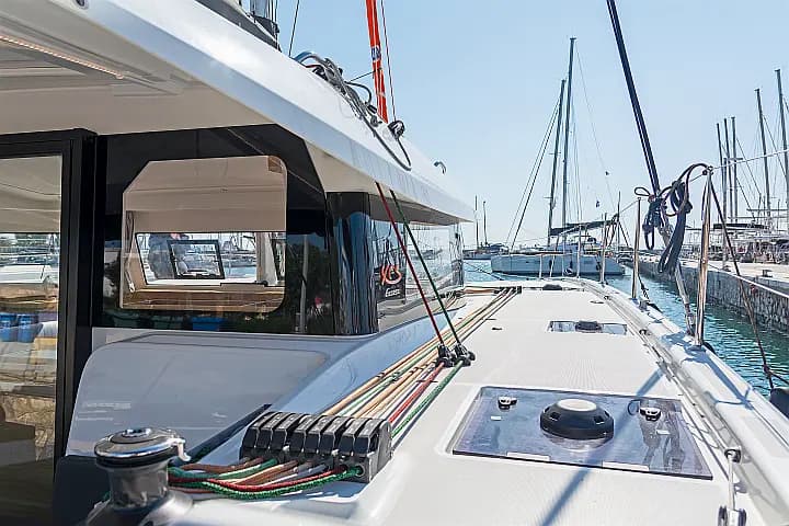 Excess 11 in Paros port - Photo 3