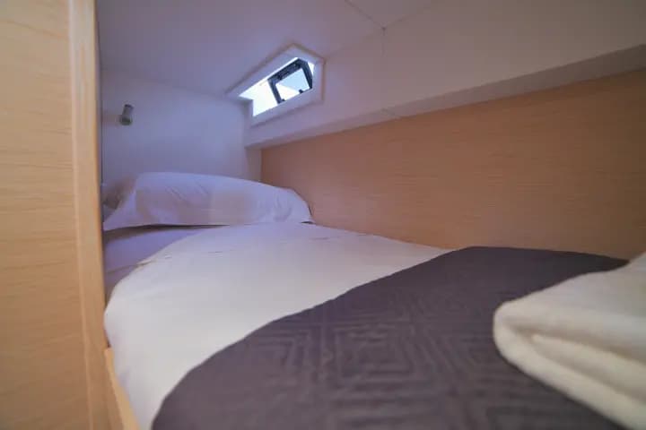Dufour Catamaran 48 in Castiglioncello / Marina Cala de' Medici - Photo 3