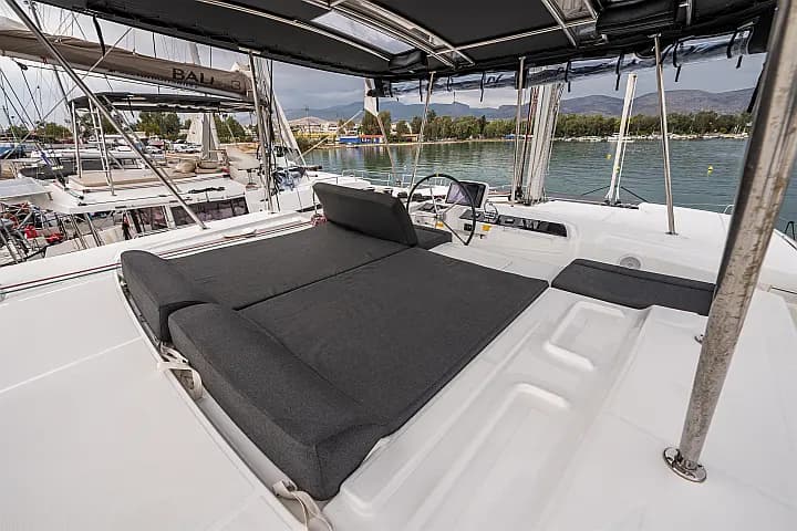 Lagoon 46 in Lefkada / Port of Lefkas - Photo 4