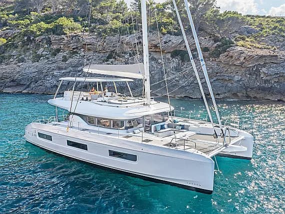 Lagoon 60 in Athens / Alimos Marina - Photo 1