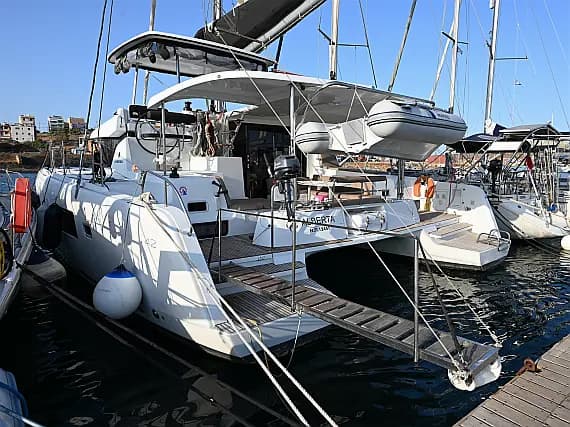 Lagoon 42 in Lefkada / D-Marin Marina Lefkas - Photo 1