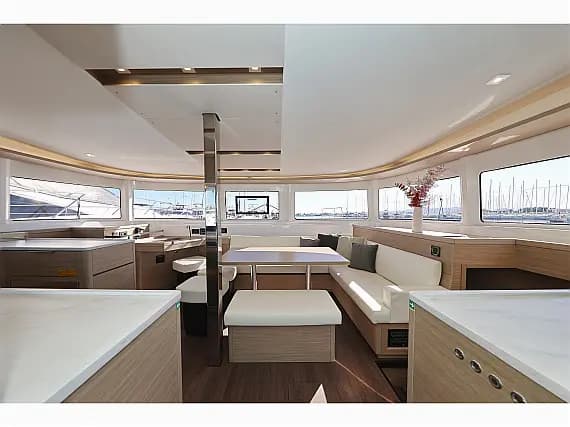 Lagoon 46 in Sukošan / D-Marin Dalmacija Marina - Photo 2