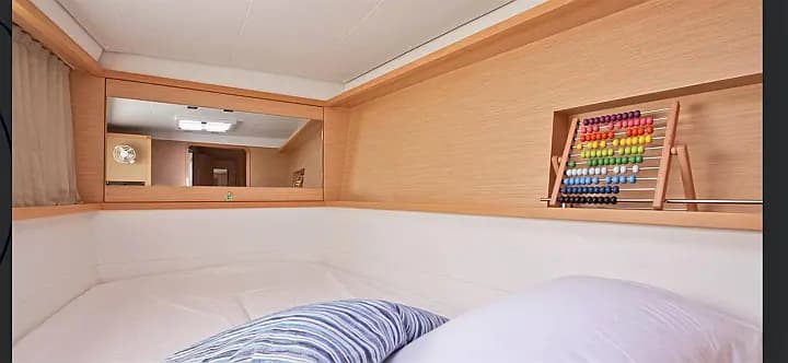 Lagoon 450 Fly in Naples / Darsena Acton - Photo 4