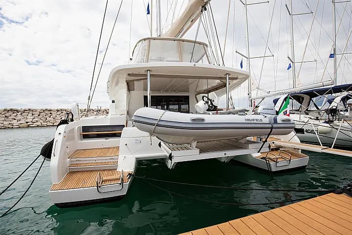 Lagoon 50 in Salerno / Marina d'Arechi - Photo 3