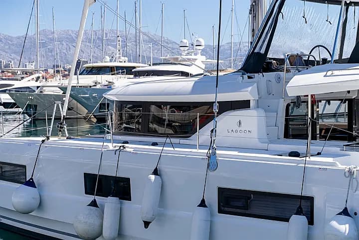 Lagoon 46 in Rogoznica / Marina Frapa - Photo 5