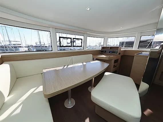 Lagoon 42 in Sukošan / D-Marin Dalmacija Marina - Photo 2