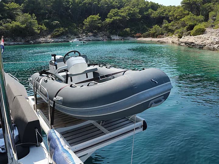 Lagoon 50 in Kaštel Gomilica / Marina Kaštela - Photo 3