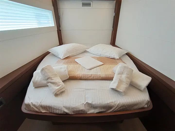 Lagoon 46 in Mykonos / Tourlos Marina - Photo 3
