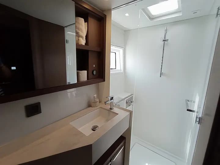Lagoon 46 in Mykonos / Tourlos Marina - Photo 4