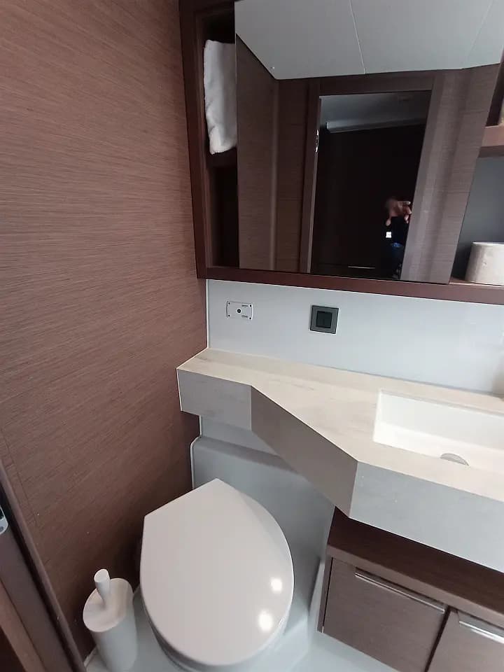 Lagoon 46 in Mykonos / Tourlos Marina - Photo 5