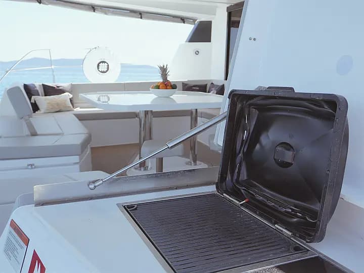 Leopard 50 in Sukošan / D-Marin Dalmacija Marina - Photo 3